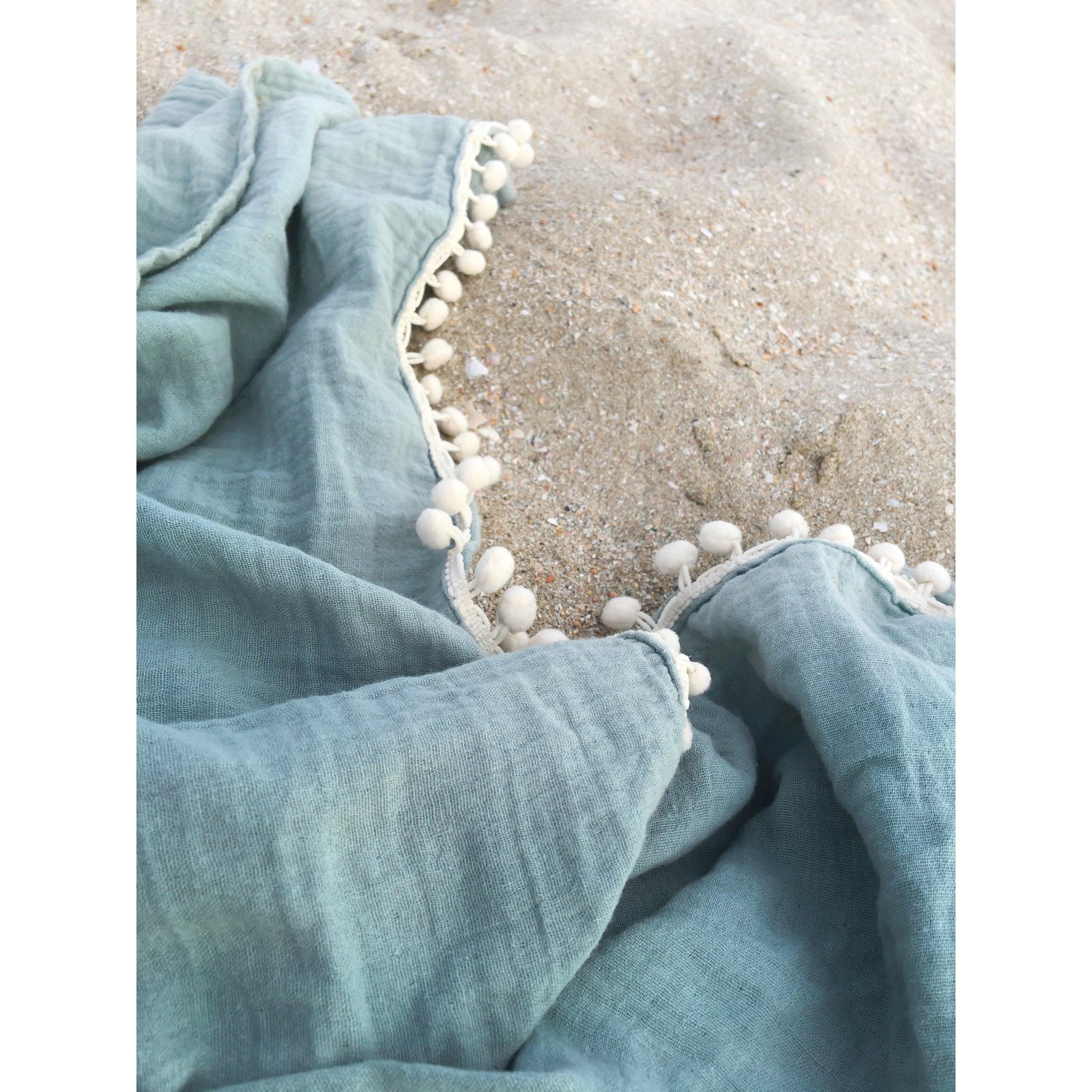 Beach Linen Status Candle